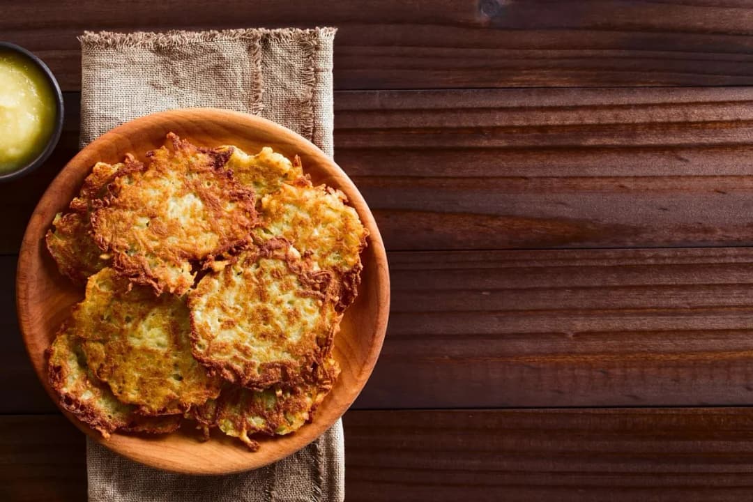 Jak przechować placki ziemniaczane? Uratuj smak i świeżość domowych frytek!